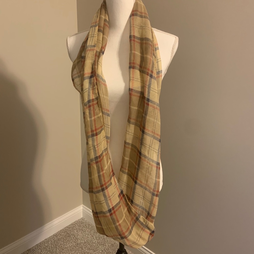 Scarf - Picture 2 of 3